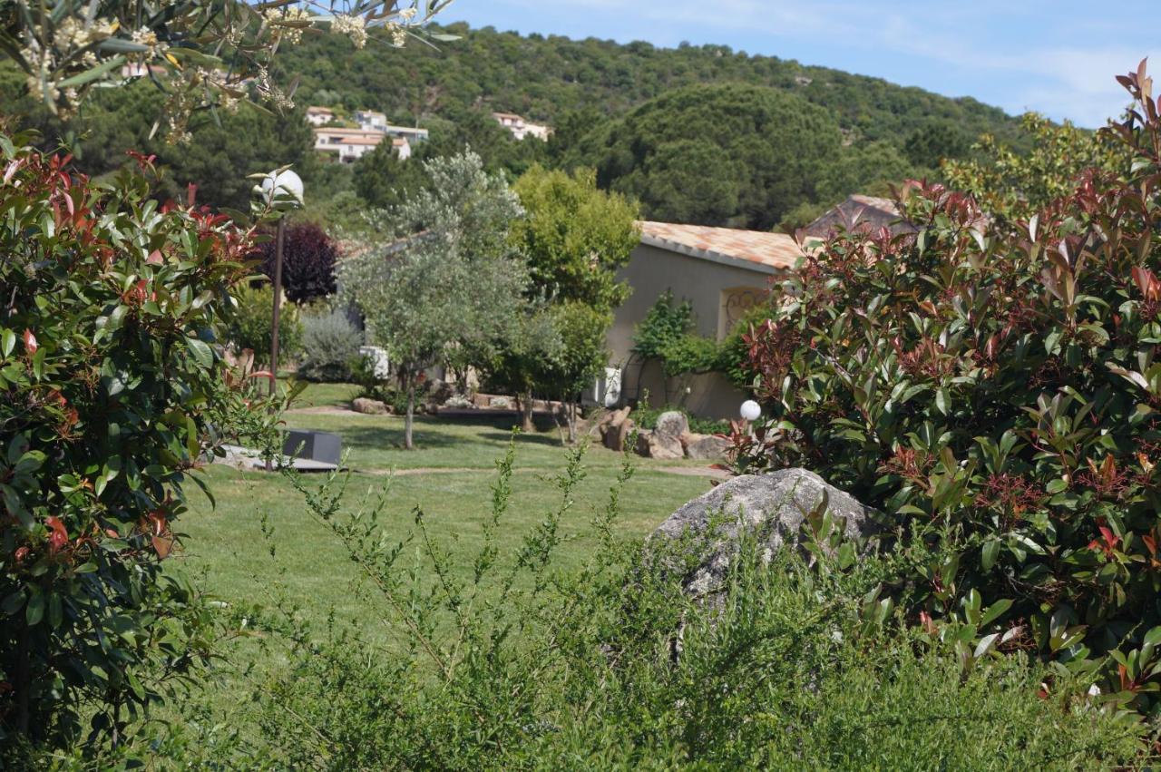 Les Jardins De Santa Giulia - Charmante Chambre D'Hote 포르토베쉬오 외부 사진